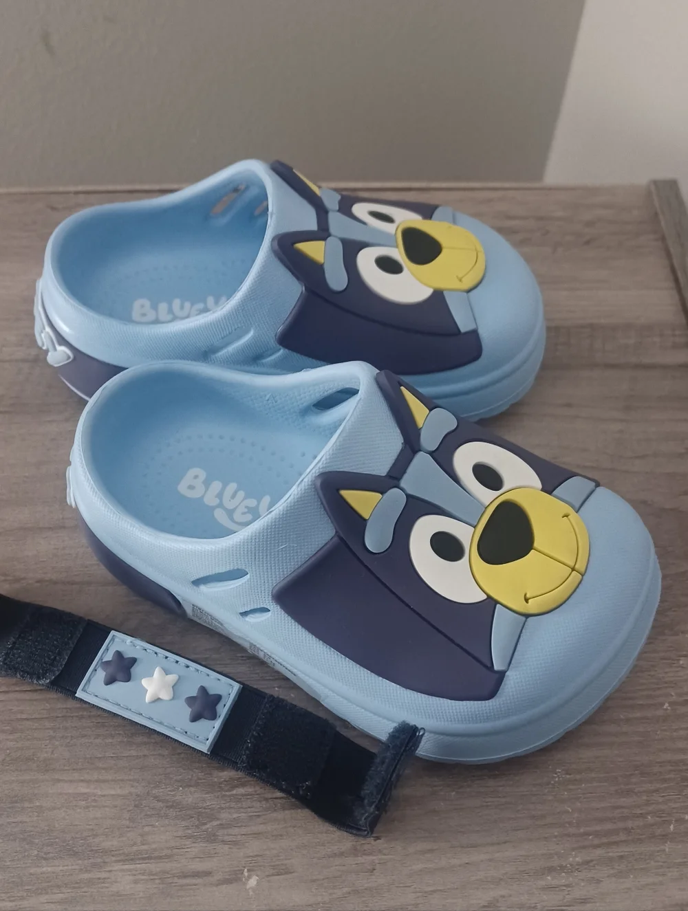 Bluey Slip On Water Shoes Infants Sz 5/6